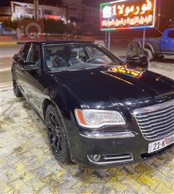 کرایسلەر 300